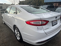 Key #131 Ford Fusion SE Sedan 4D Key #131 Ford Fusion SE Sedan 4D