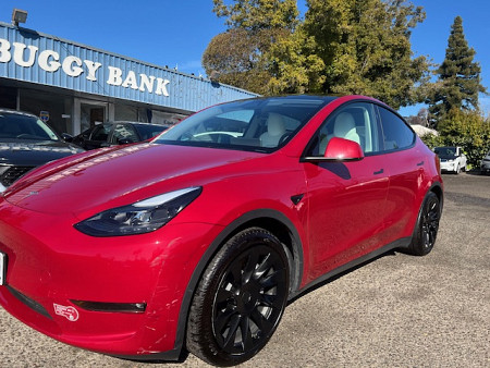 Key #82 Tesla Model Y Long Range Sport Utility 4D