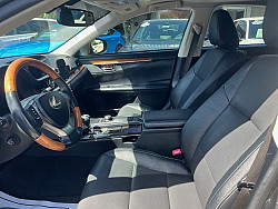 Key #43 Lexus ES 300h Sedan 4D Key #43 Lexus ES 300h Sedan 4D