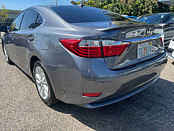 Key #43 Lexus ES 300h Sedan 4D Key #43 Lexus ES 300h Sedan 4D