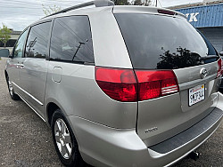 Key #157 Toyota Sienna XLE Minivan 4D Key #157 Toyota Sienna XLE Minivan 4D