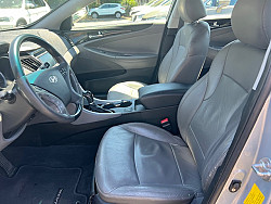 Key #18 Hyundai Sonata Limited Sedan 4D