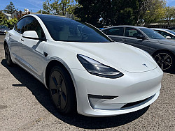 Key #45 Tesla Model 3 Standard Sedan 4D Key #45 Tesla Model 3 Standard Sedan 4D