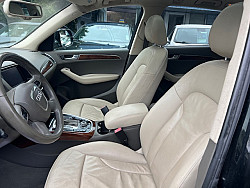 Key #129 Audi Q5 3.2 Quattro Premium Sport Utility 4D Key #129 Audi Q5 3.2 Quattro Premium Sport Utility 4D