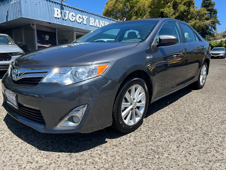Key #119 Toyota Camry XLE Hybrid Sedan 4D