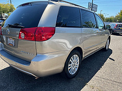 Key #95 Toyota Sienna XLE Limited Minivan 4D Key #95 Toyota Sienna XLE Limited Minivan 4D