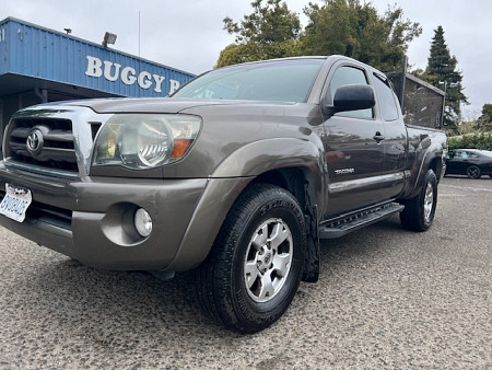 Key #8 Toyota Tacoma Access Cab PreRunner Pickup 4D 6 ft Key #8 Toyota Tacoma Access Cab PreRunner Pickup 4D 6 ft