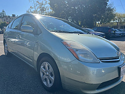Key #10 Toyota Prius Hatchback 4D Key #10 Toyota Prius Hatchback 4D