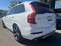 Key #101 Volvo XC90 T6 R-Design Sport Utility 4D