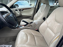 Key #15 Volvo S60 2.5T Sedan 4D Key #15 Volvo S60 2.5T Sedan 4D