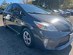 Key #35 Toyota Prius Four Hatchback 4D Key #35 Toyota Prius Four Hatchback 4D