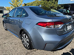 Key #5 Toyota Corolla Hybrid LE Sedan 4D Key #5 Toyota Corolla Hybrid LE Sedan 4D