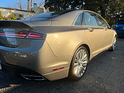 Key #82 Lincoln MKZ Sedan 4D Key #82 Lincoln MKZ Sedan 4D