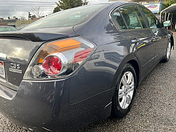 Key #2 Nissan Altima 2.5 S Sedan 4D Key #2 Nissan Altima 2.5 S Sedan 4D