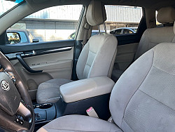 Key #34 Kia Sorento LX Sport Utility 4D