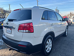 Key #34 Kia Sorento LX Sport Utility 4D