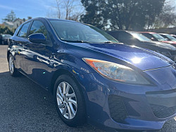 Key #127 MAZDA 3 i Touring Hatchback 4D