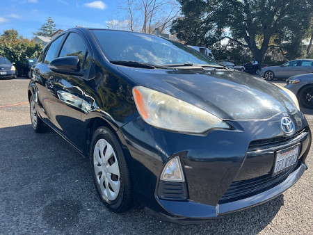 Key #3 Toyota Prius c Hatchback 4D