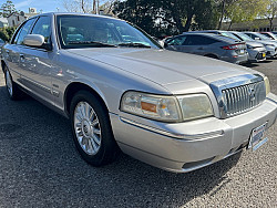 Key #39 Mercury Grand Marquis LS Sedan 4D Key #39 Mercury Grand Marquis LS Sedan 4D