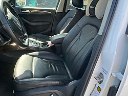 Key #157 Audi Q5 3.0T Prestige Sport Utility 4D