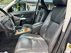 Key #11 Volvo XC90 2.5T Sport Utility 4D Key #11 Volvo XC90 2.5T Sport Utility 4D