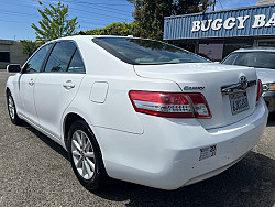 Key #34 Toyota Camry XLE Sedan 4D