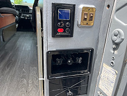 Key #13 Dodge Ram B 350 Sportsmobile Camper Van