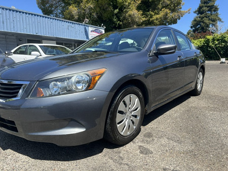 Key #27 Honda Accord LX Sedan 4D