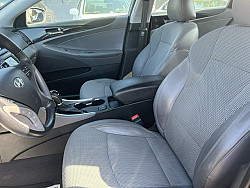 Key #130 Hyundai Sonata SE Sedan 4D