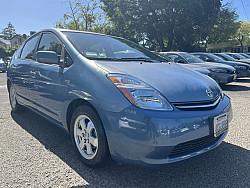 Key #10 Toyota Prius Hatchback 4D