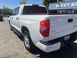 Key #160 Toyota Tundra CrewMax SR5 