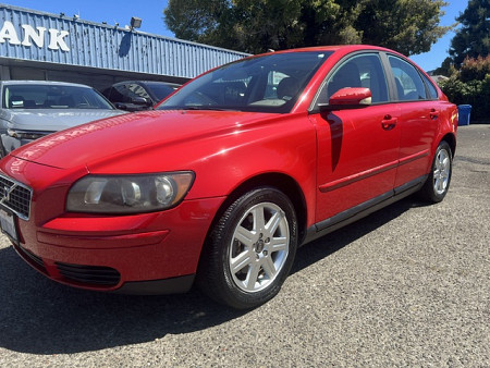 Key #163 Volvo S40 2.4i Sedan 4D