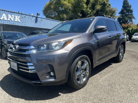 Key #23 Toyota Highlander Hybrid Limited Platinum Sport Utility 4D