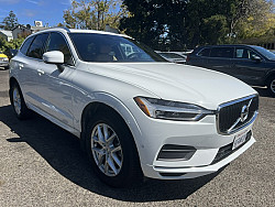 Key #18 Volvo XC60 T5 Momentum Sport Utility 4D