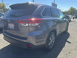 Key #42 Toyota Highlander XLE Sport Utility 4D