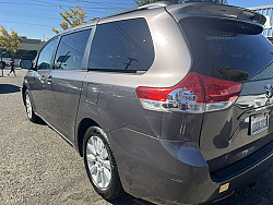 Key #34 Toyota Sienna LE Minivan 4D Key #34 Toyota Sienna LE Minivan 4D