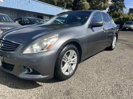 Key #55 INFINITI G G37 Journey Sedan 4D