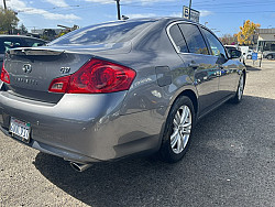 Key #55 INFINITI G G37 Journey Sedan 4D
