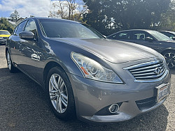 Key #55 INFINITI G G37 Journey Sedan 4D